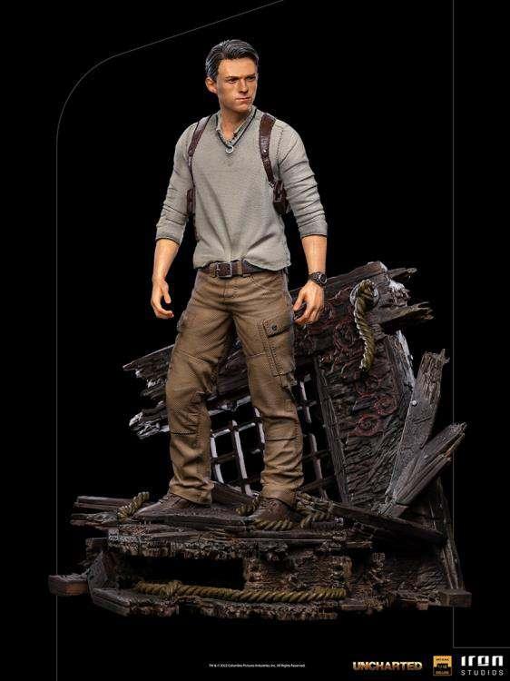 Uncharted Film Nathan Drake Deluxe Staty 1/10 Skala - Robotto