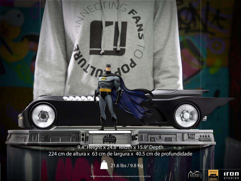 Batman Staty med Batmobile 1/10 Deluxe Art Skala iron studios