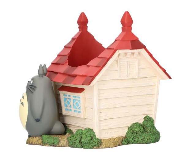 Totoro Kusakabe Hus & Totoro Diorama - En Magisk Värld av Studio Ghibli studio ghibli