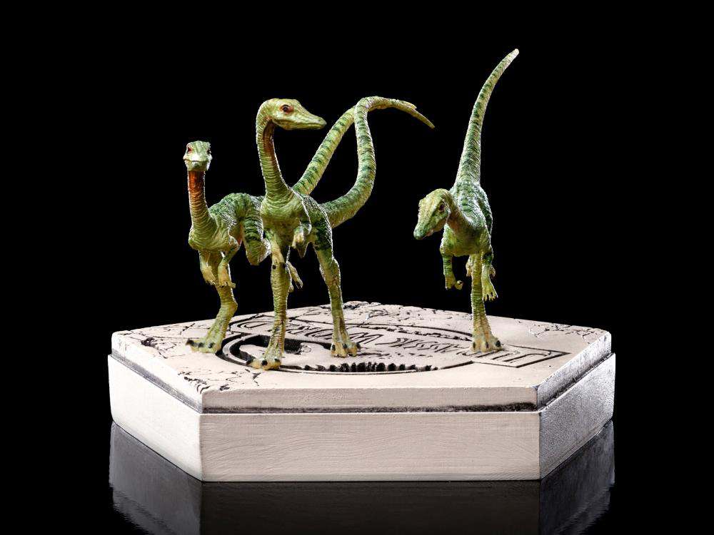 Jurassic World Icons Compsognatus Statue iron studios