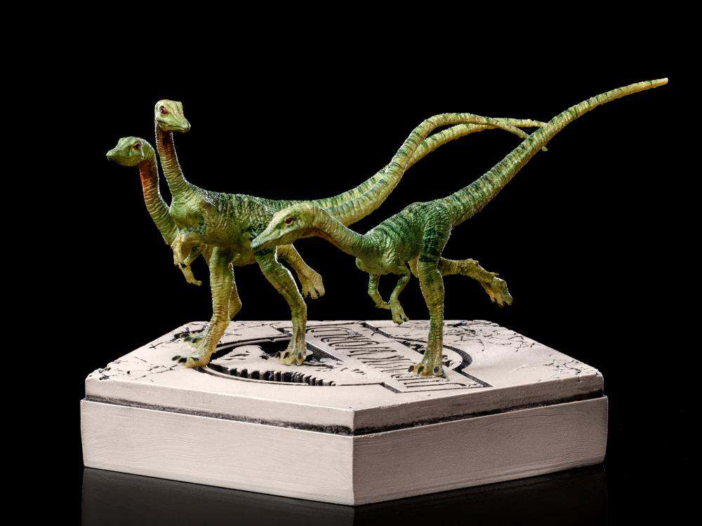 Jurassic World Icons Compsognatus Statue iron studios