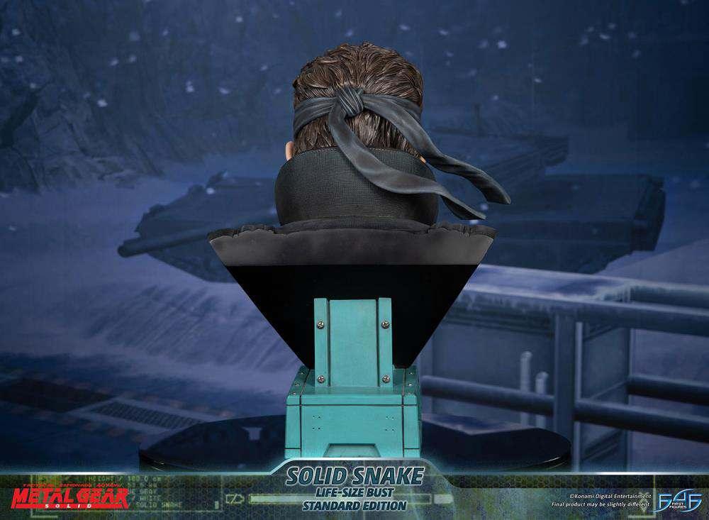 Solid Snake Livsstorlek Bust - 56 cm - Robotto