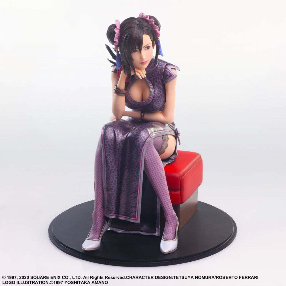 Final Fantasy VII Remake Tifa Sporty Dress Staty square enix