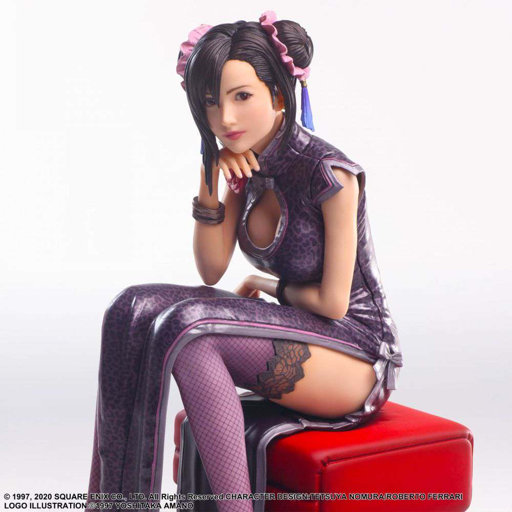 Final Fantasy VII Remake Tifa Sporty Dress Staty square enix