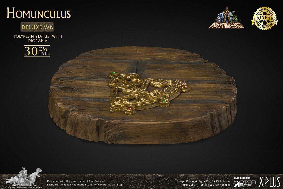 Ray Harryhausen Homunculus Deluxe Staty star ace