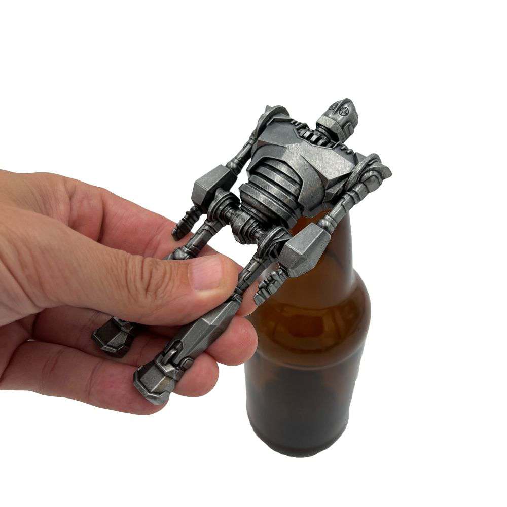 The Iron Giant Metallöppnare factory ent