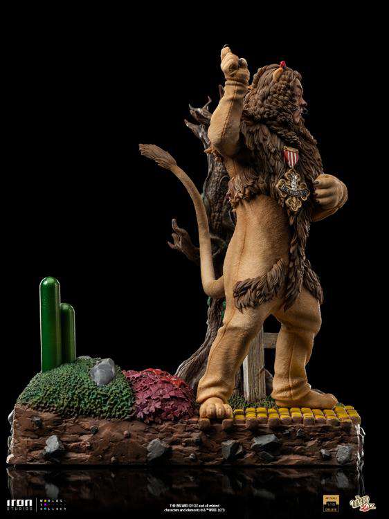 Wizard of Oz Cowerd Lion 1/10 Deluxe Staty iron studios