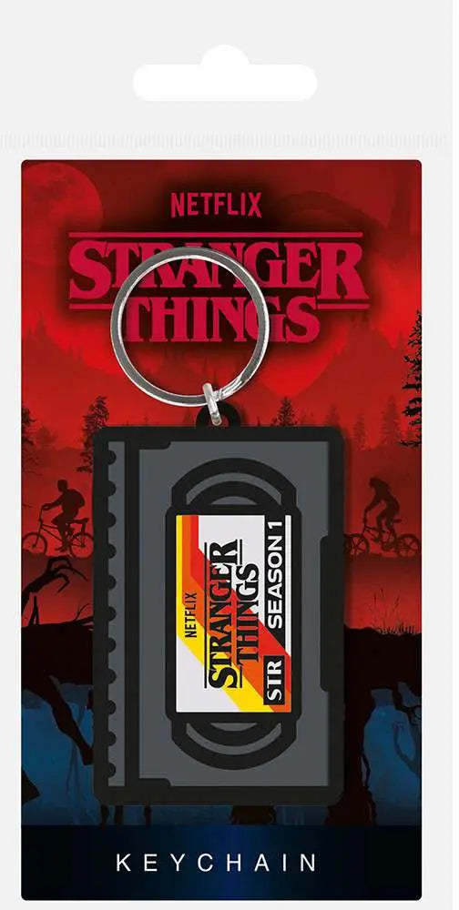 Stranger Things S1 VHS Gumminyckelring