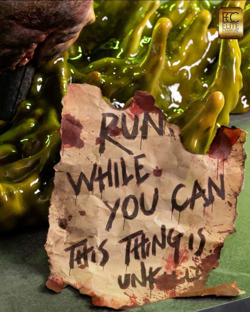 The Unkillable Vol.1 Bust - En Samling av Oövervinnerliga Karaktärer Robotto