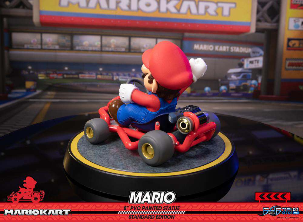 Mario Kart PVC-målad Mario-statyn first4figures