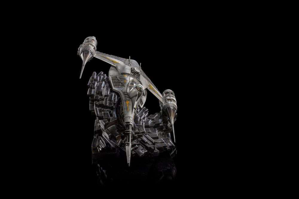 Star Wars Mando Starfighter 1/20 Staty iron studios