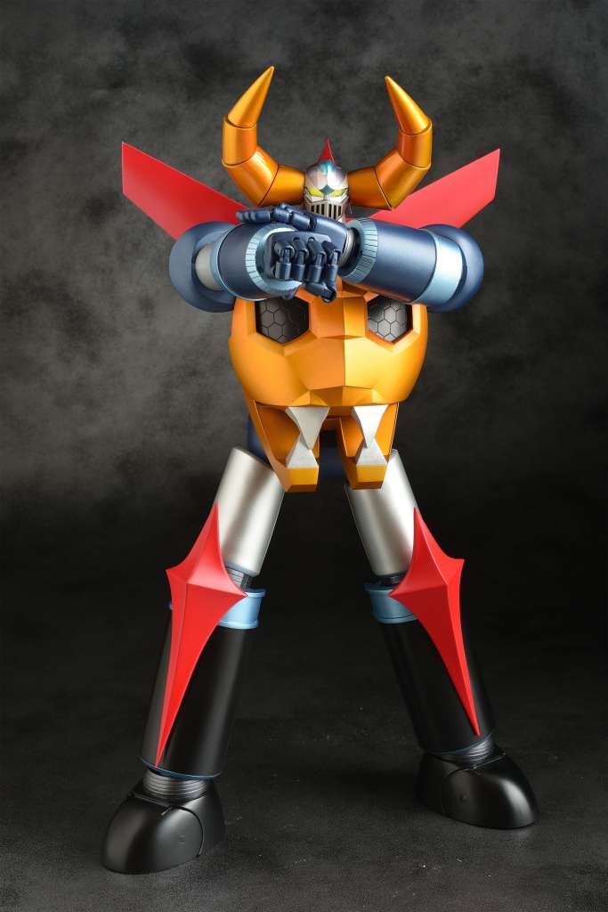 Grand Action Bigsize Model Gaiking Robotto