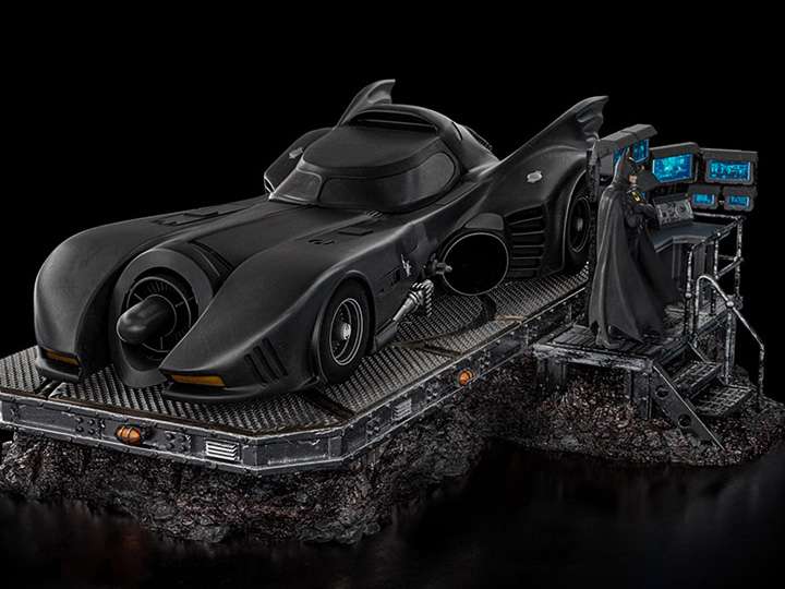 The Flash Movie Batmobile DLX 1/10 Statue iron studios