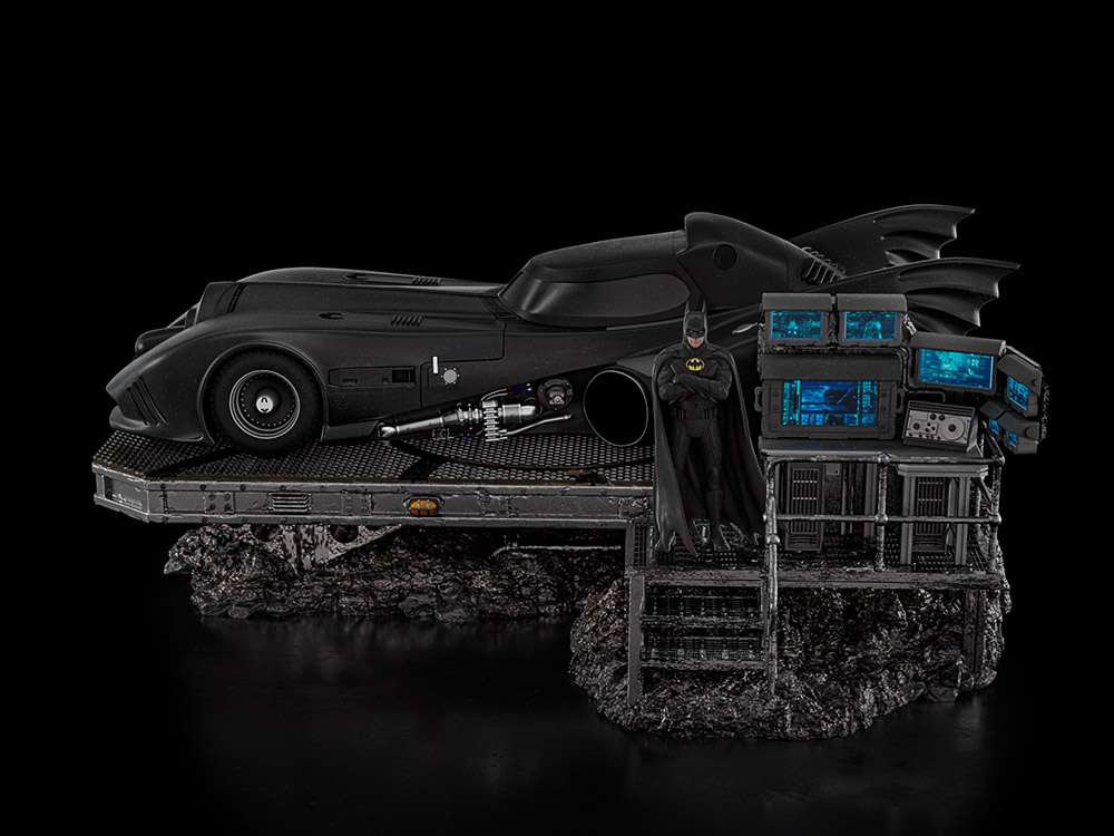 The Flash Movie Batmobile DLX 1/10 Statue iron studios