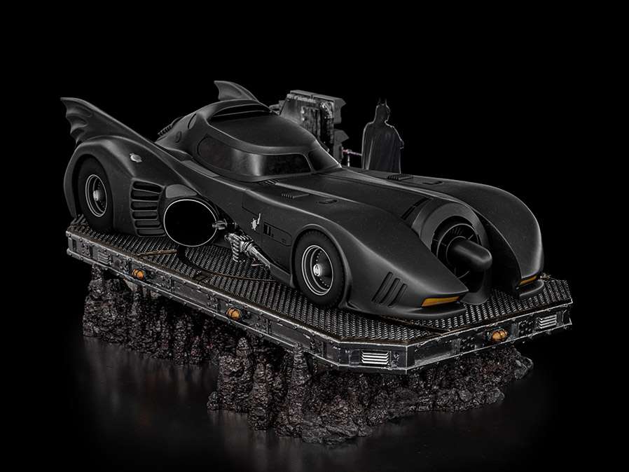 The Flash Movie Batmobile DLX 1/10 Statue iron studios