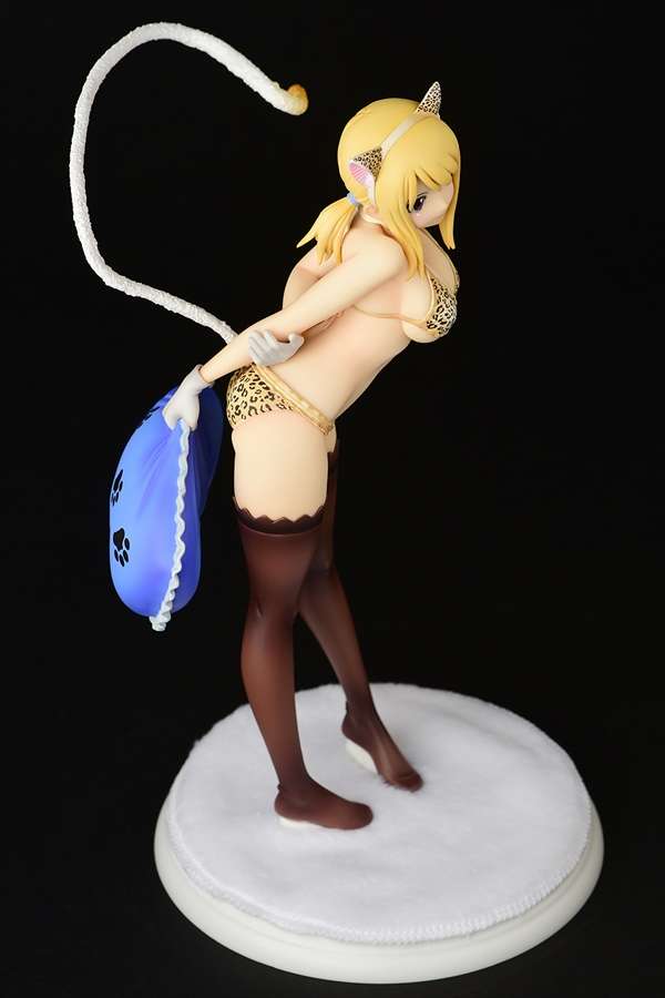 Fairy Tail Lucy Heartfilia Leopard Cat PVC Figur orcatoys