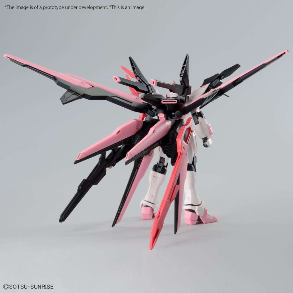 HG Gundam Perfect Strike Freedom Rouge 1/144 – Samlarfigur av hög kvalitet bandai model kit gunpla