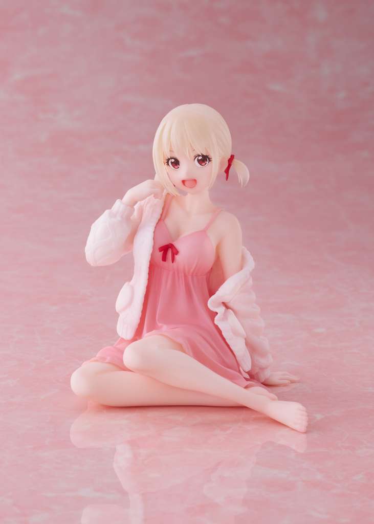 Lycoris Recoil Chisato Roomwear Desk Figur taito