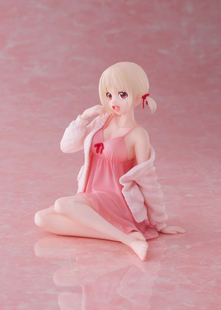 Lycoris Recoil Chisato Roomwear Desk Figur taito