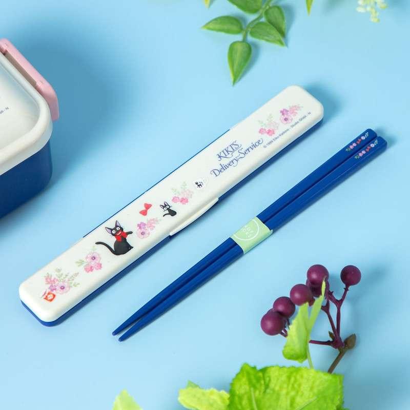 Kiki's Delivery Service Jiji Blomma 18 cm Ätpinnar Box Set - Robotto