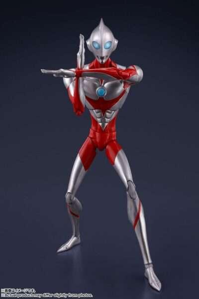 Ultra Man: Rising Ultraman & Emi S.H.Figuarts Figur - Robotto
