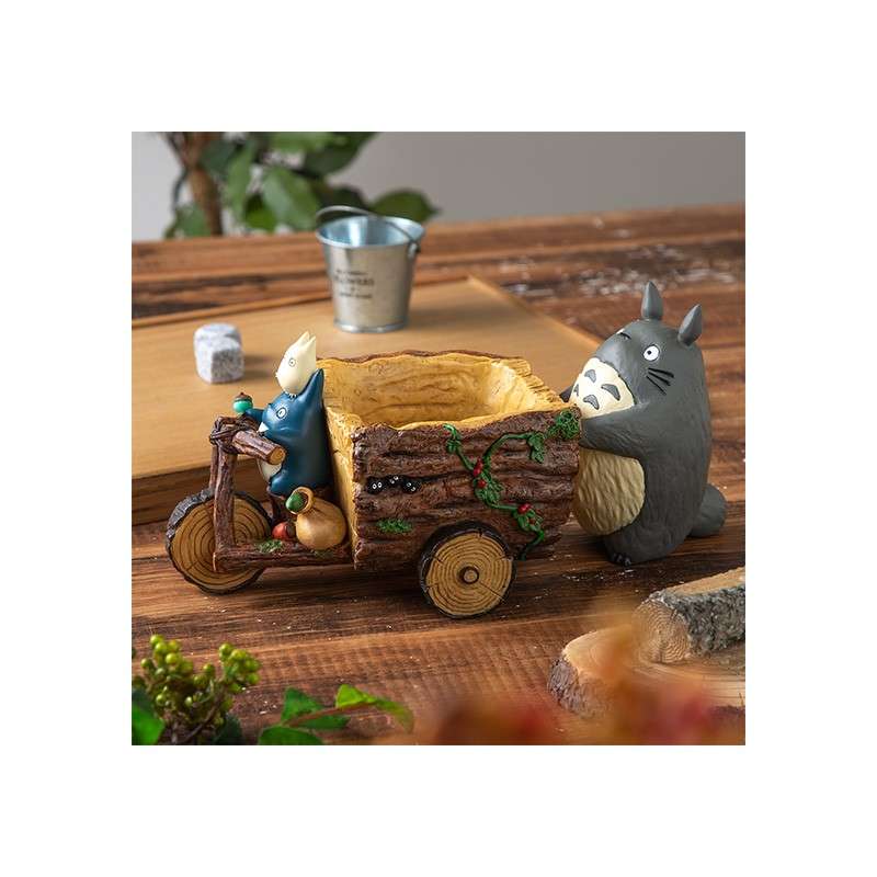 My Neighbor Totoro Tricycle Diorama Blomkruka studio ghibli
