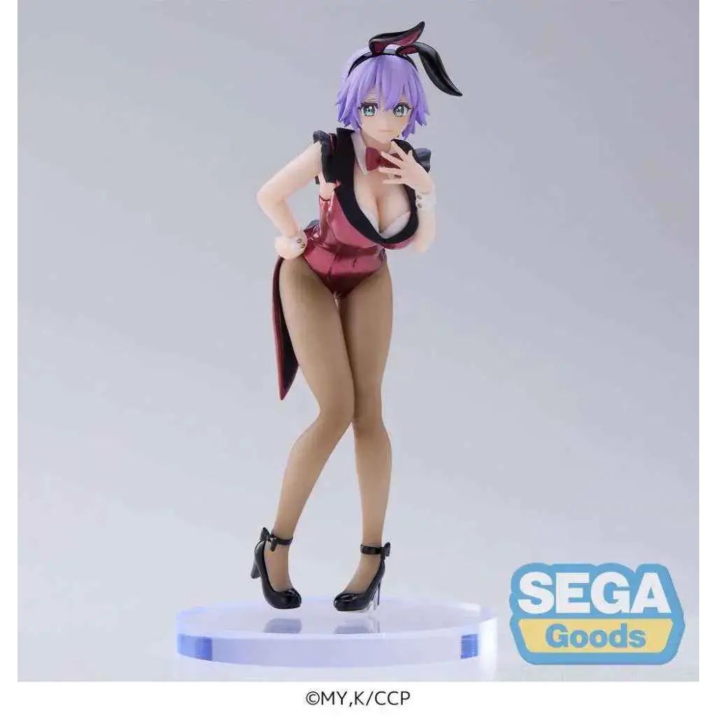 Lila-hårig Hiro Segawa-animefigur i röd-svart kanindräkt med högklackat, på klar plastbas