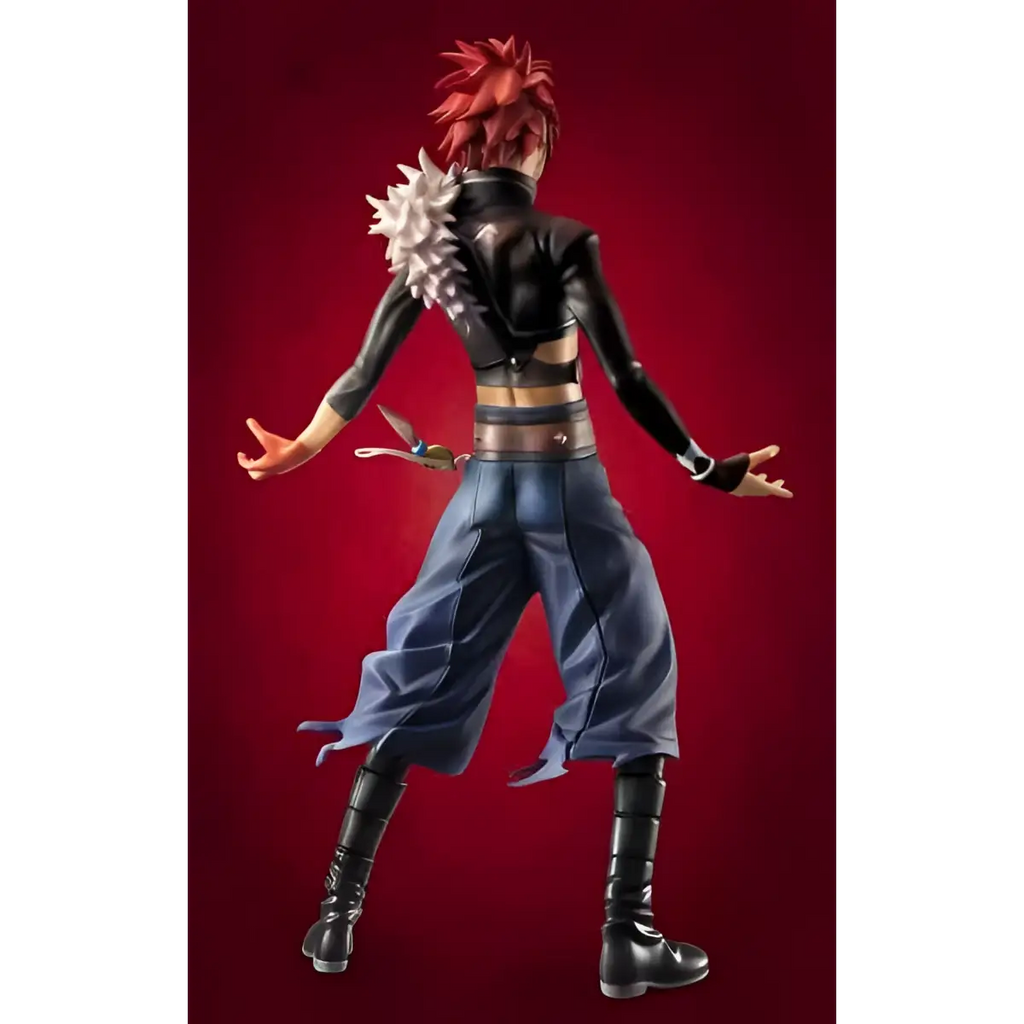 Röd-hårig Aquarion Evol-figur av Gem Kagura Demuri med spikig frisyr
