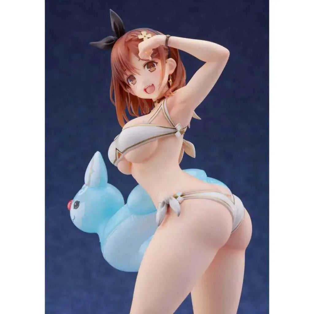 Detaljerad Atelier Ryza-figur med vit baddräkt, brunhårig anime-tjej med svarta kaninöron