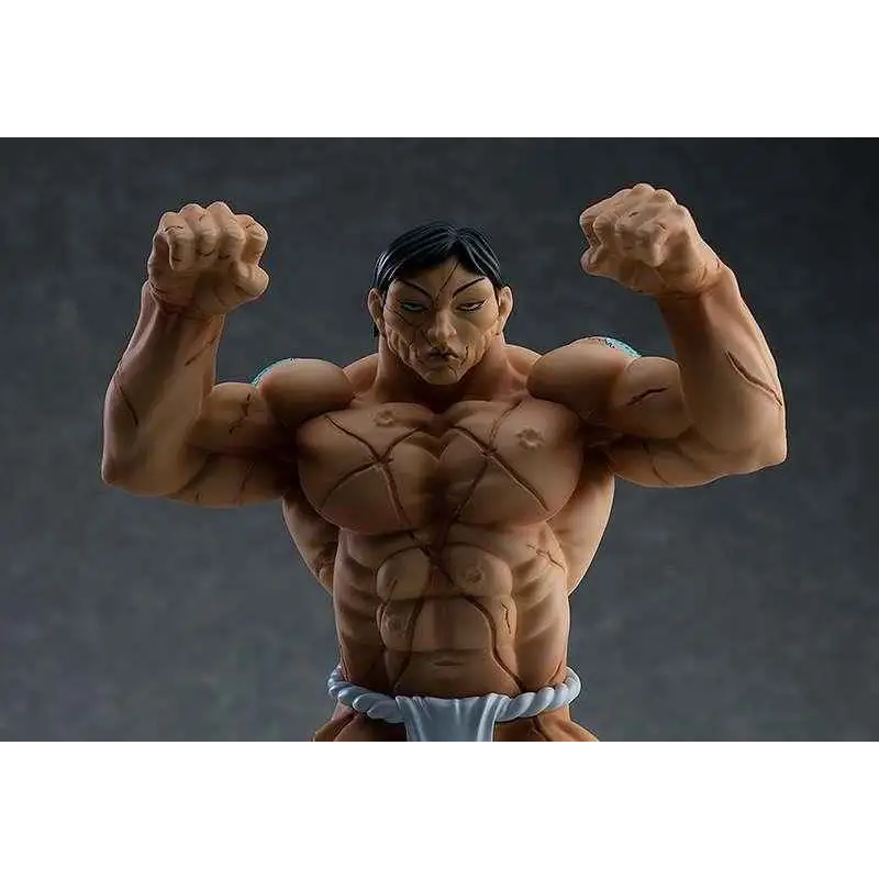 Muscular Baki Kaoru Hanayama animefigur med detaljerad solbrun hud, definierade magrutor och vener, vit sash runt midjan
