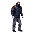 Batman Bruce Wayne Drifter-figur med svart läderjacka, brun ryggsäck och grå handskar