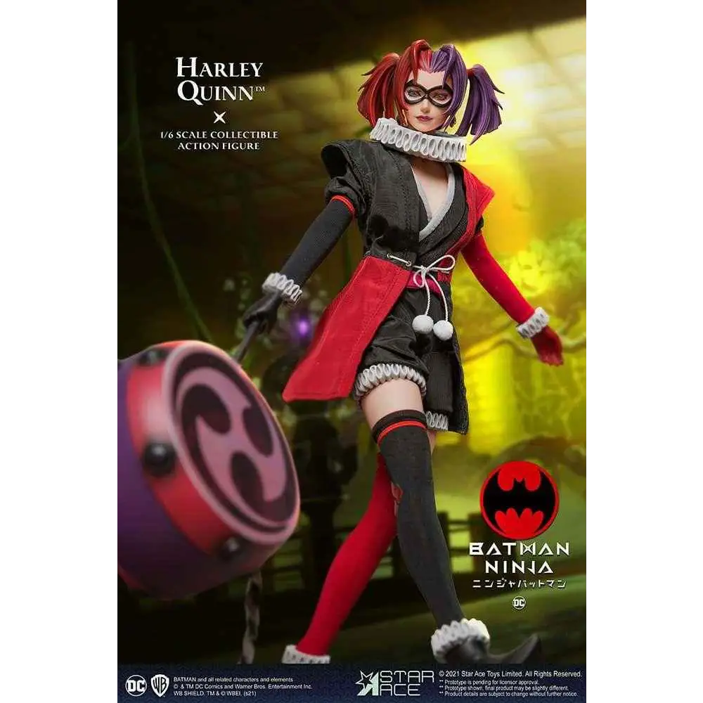 Batman Ninja 1/6 Harley Quinn figur i svart-rött med spets, flätor och glasögon