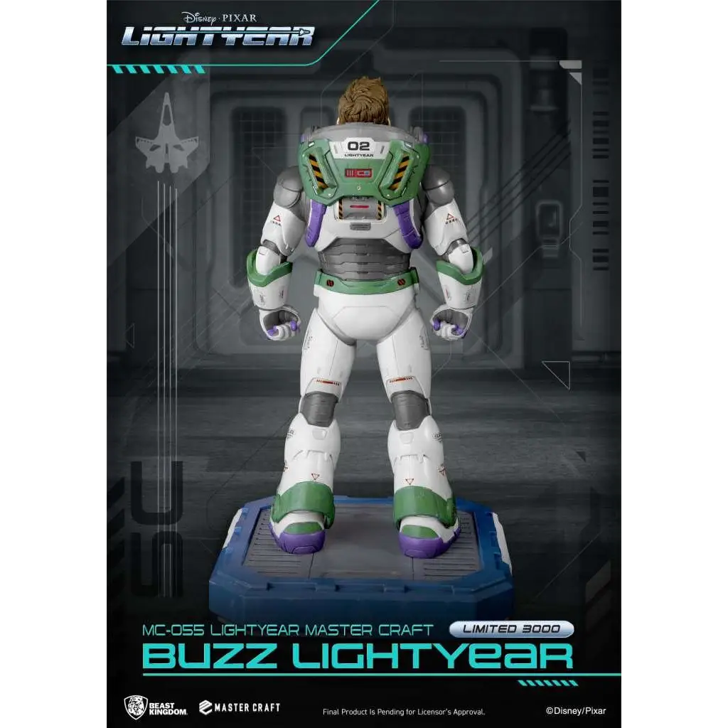 Vit Buzz Lightyear Mastercraft-statue i vit, grön med lila accenter på blå bas