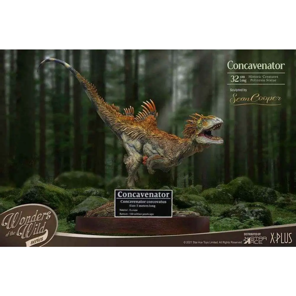 Detaljerad 32 cm polyresinstaty av Concavenator-dinosaurie med orangebruna fjäll och ryggtaggar