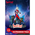 D-Stage Ultraman Tiga-figur i röd, blå och silverdräkt med gröna lysande ögon på stadsscen med lila kristallspikar
