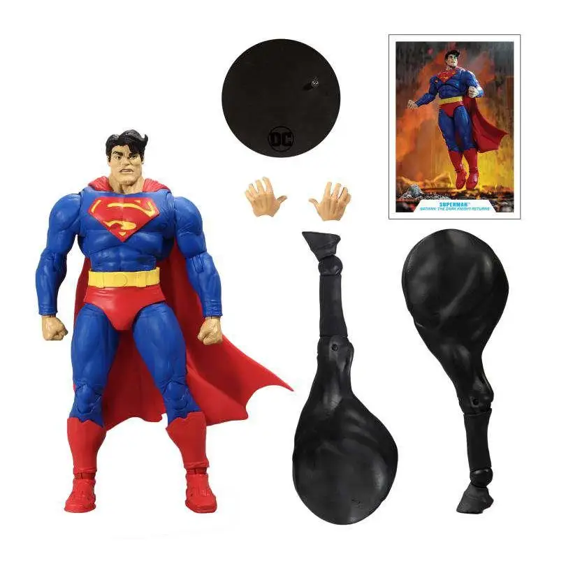 Blå och röd Superman-actionfigur med gul bälte och detaljerad skulpterad kropp från Dark Knight Returns Byggsats