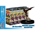 Svart och röd Batgirl-actionfigur med glansig finish på svart cirkulär bas från DC HeroClix Justice League Unlimited Booster Brick