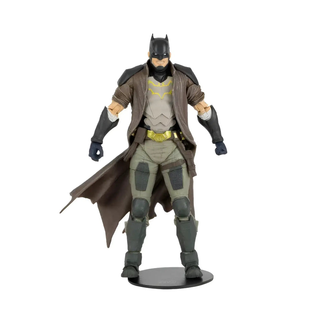 DC Multiverse Dark Detective Batman-actionfigur i trenchcoat och taktisk utrustning