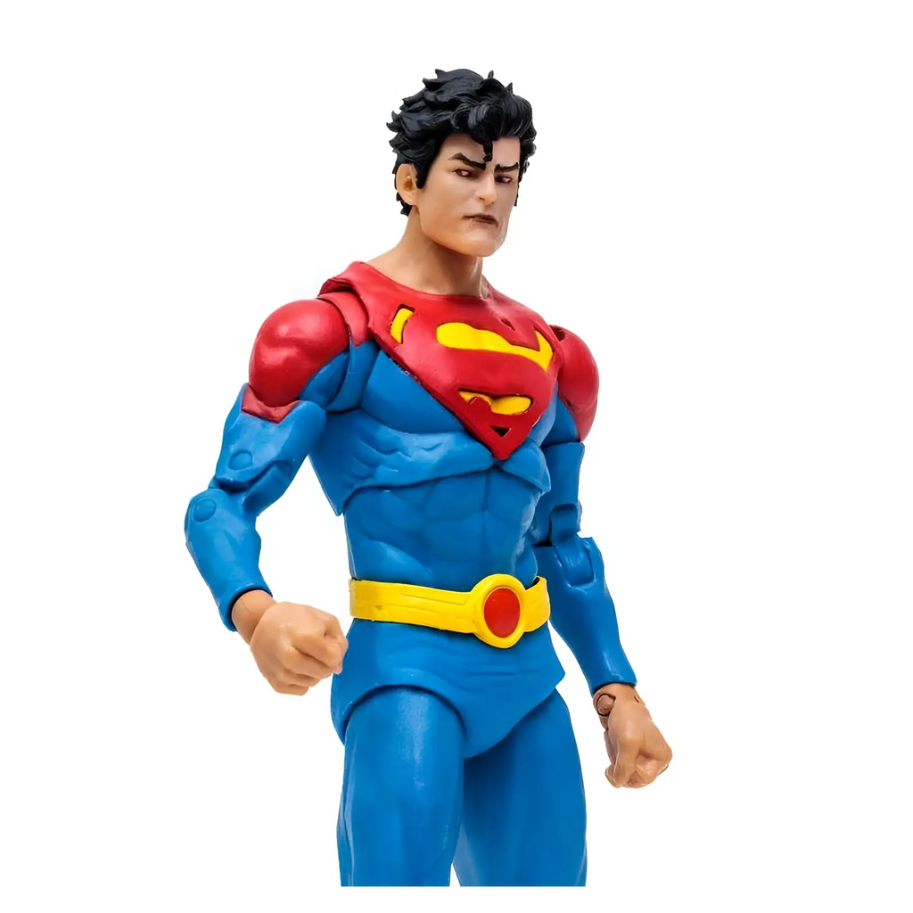 Blå och röd Superman John Kent actionfigur med gul bälte, detaljerad skulptur och målad finish