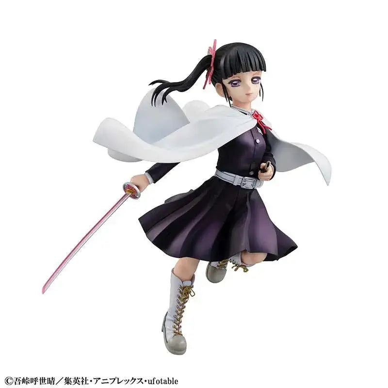 Demon Slayer GALS Tsuyuri Kanawo svartvit statyett med skoluniform och svärd