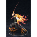 Demon Slayer Kyojuro Rengoku 1/8 figurin med flammande hår och svärd