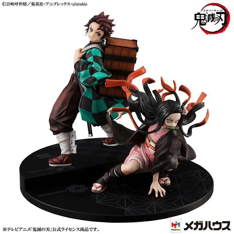 Demon Slayer Tanjiro och Nezuko PVC-staty sett med detaljerade figurer