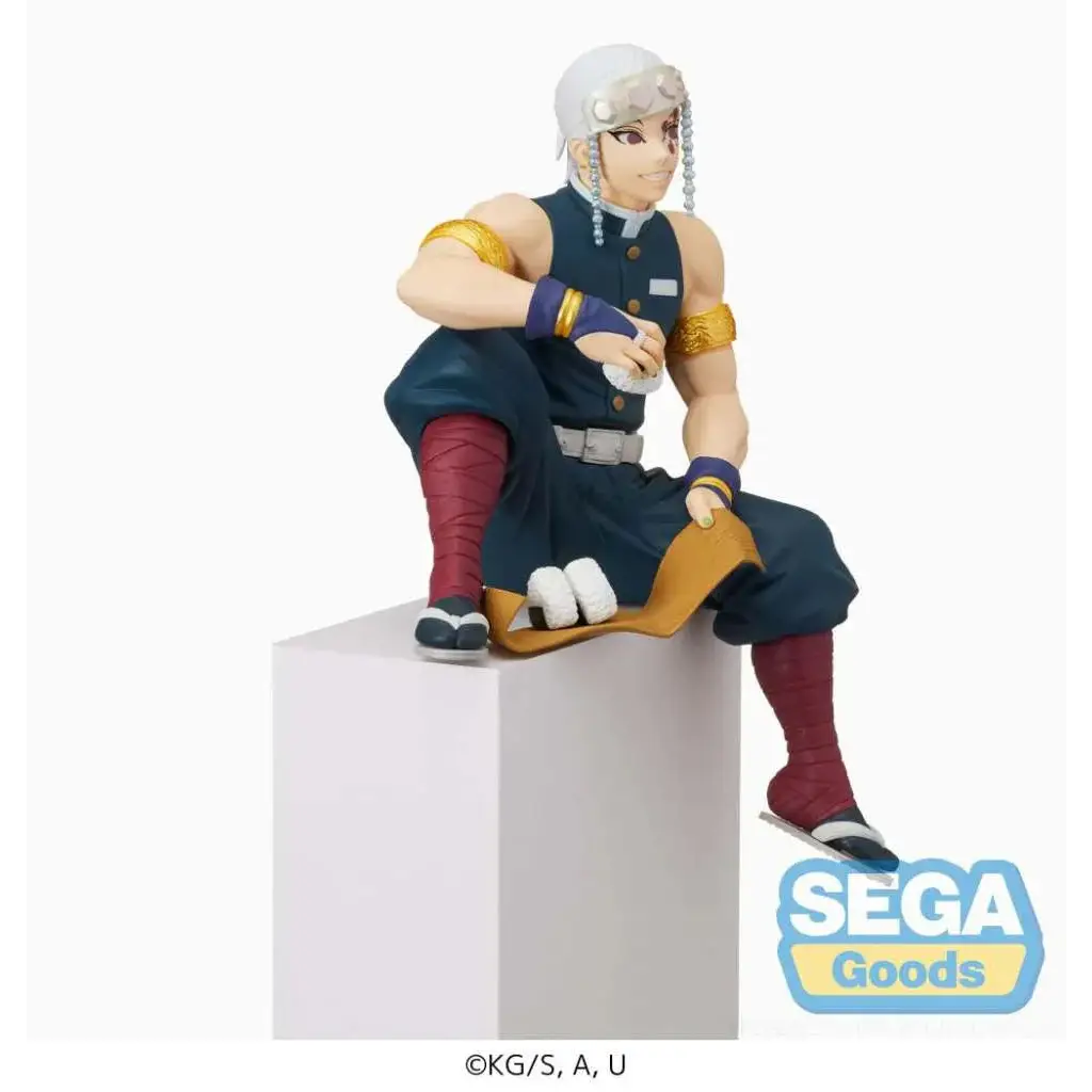 Demon Slayer Tengen Uzui PM-perchingfigur i blått och guld, vit hår, sittande på sockel