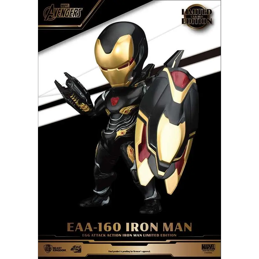 Svart och guldig Iron Man Mark 50 i rustning med röda accenter, håller vapen och sköld