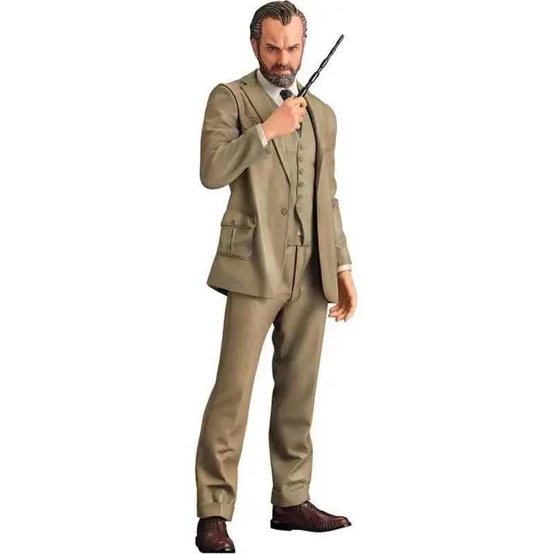 Tan tre-delars kostymfigur av Grindelwald i svart mantel med detaljerat ansikte och svart trollstav från ARTFX+ Dumbledore-serien
