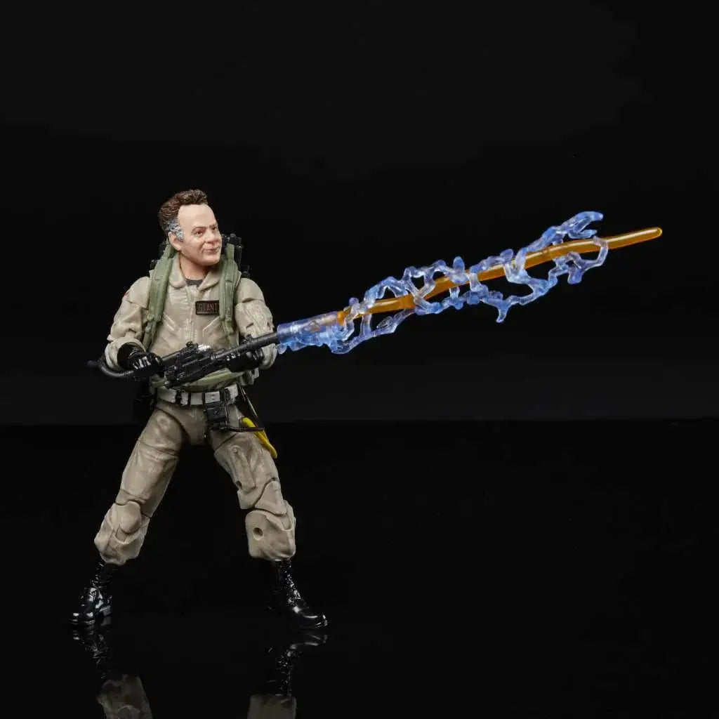 Beige Ray Stantz Ghostbusters Afterlife actionfigur med proton pack och blå orange effekter