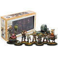 Intricate miniatyrfigurer från Guild Ball Farmers Old Father Harvest, med detaljerad rustning i jordtoner