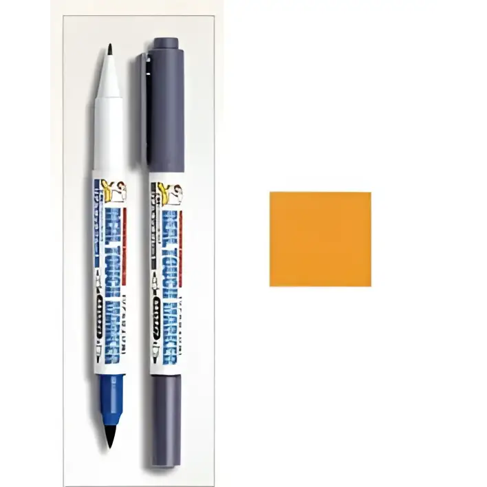 Två Mikki Color Marker av Sakura: vit med blå spets och mörkgrå med svart spets för Gundam-modellbygge