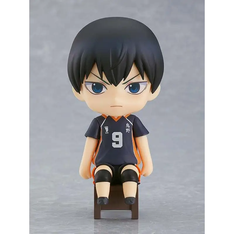 Haikyu!! Tobio Kageyama Nendoroid Swacchao: svart hår, blå ögon, volleybollspelare i marin och orange tröja med nummer 9