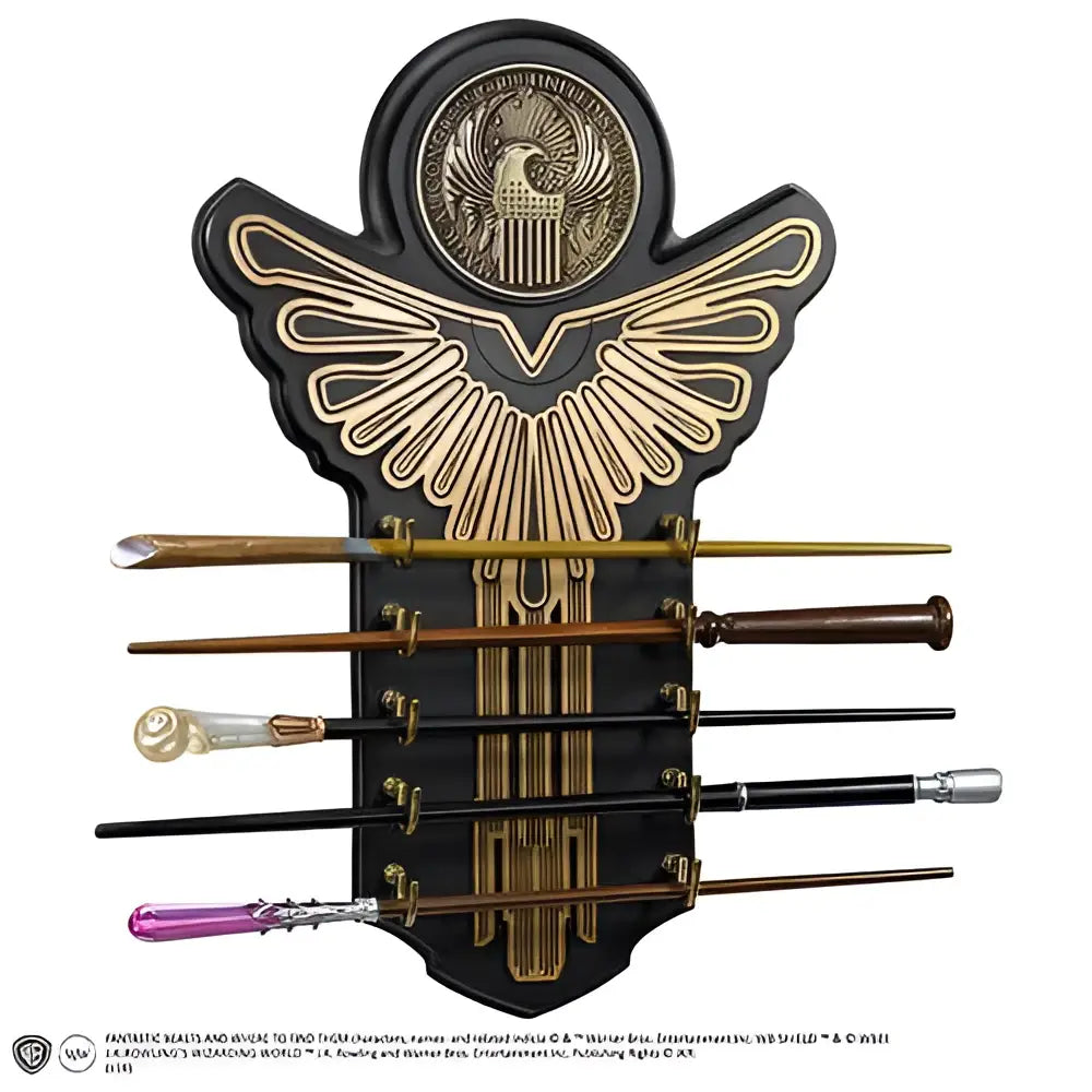 Svart och guld Hogwarts-tema trollstavshållare med ornamenterad vingdesign
